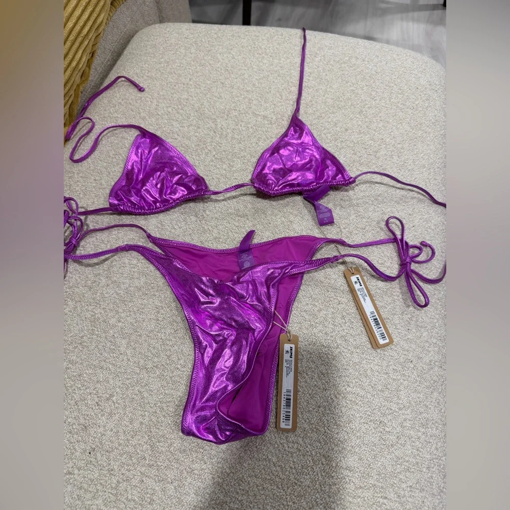 SKIMS Radiant Magenta Swimwear - Picture 1 of 4